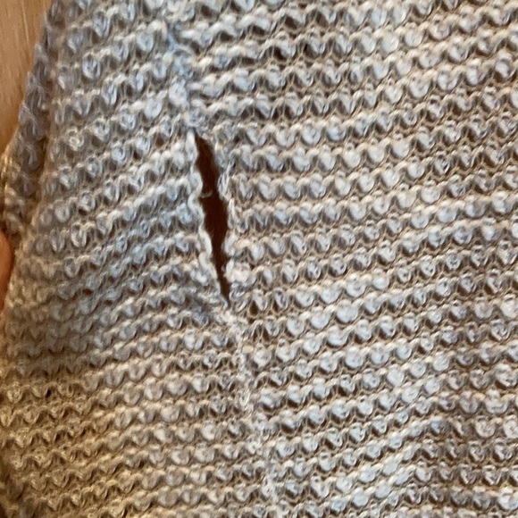 Sweater - Picture 3 of 3